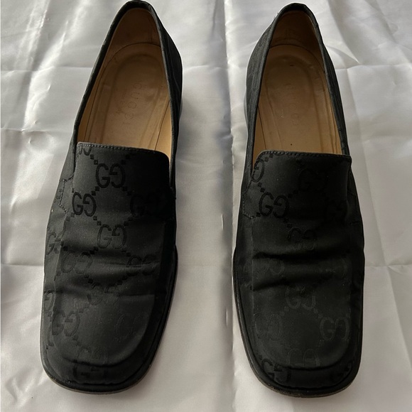 Men’s Black Gucci loafers / dress shoes. Gorgeous logo pattern size 9B - Picture 1 of 9